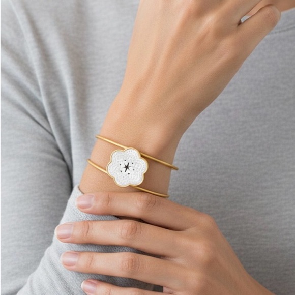 NWT White cuff bracelet